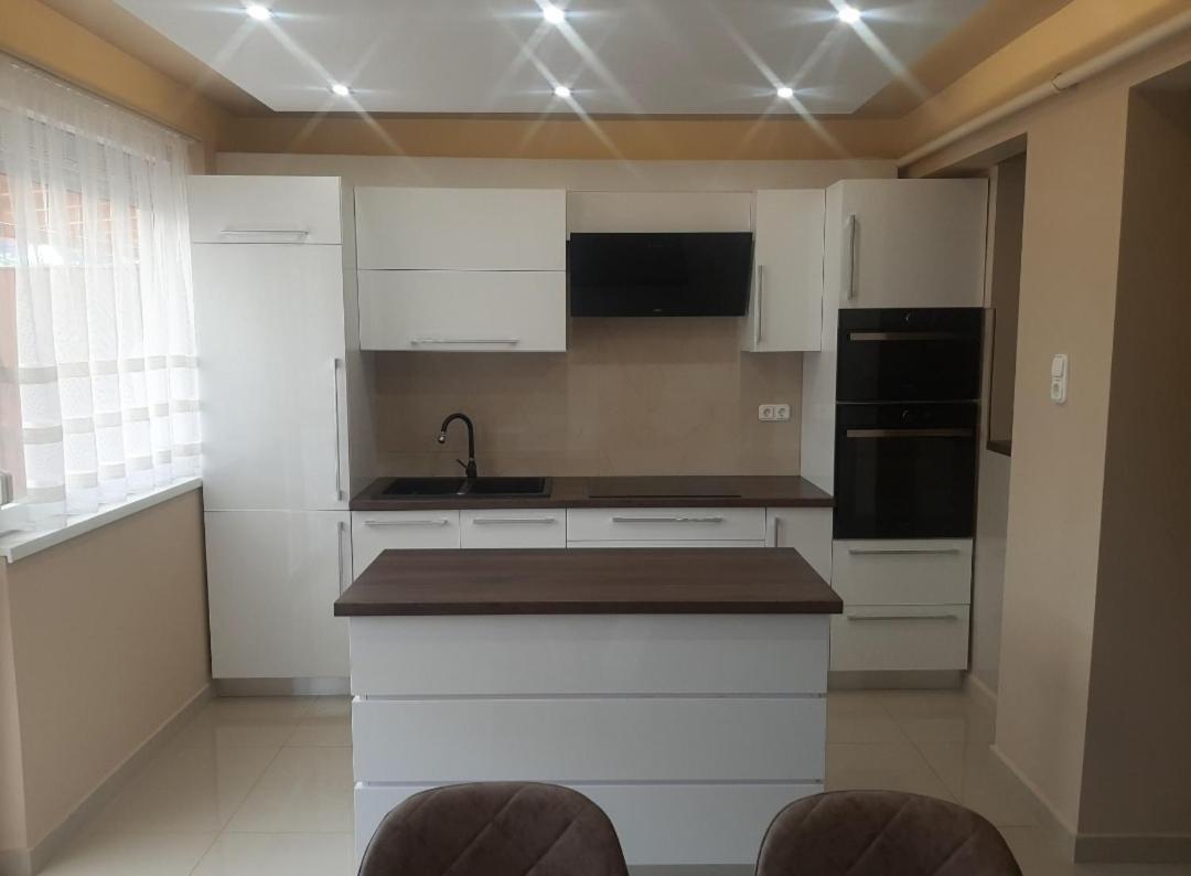 Vanessza Apartman Siofok Ngoại thất bức ảnh
